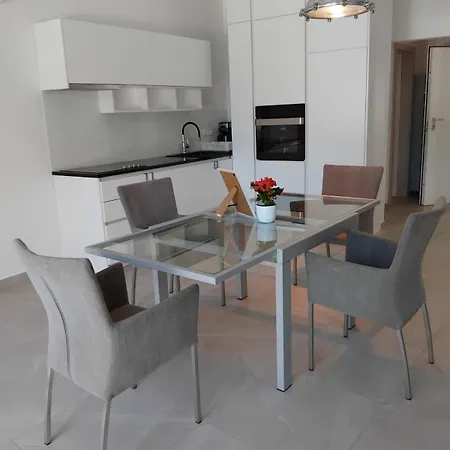 Mit Terrasse Apartment *