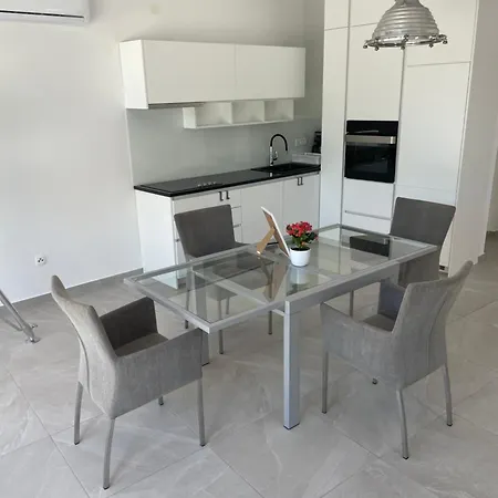 Mit Terrasse Apartmán Crikvenica